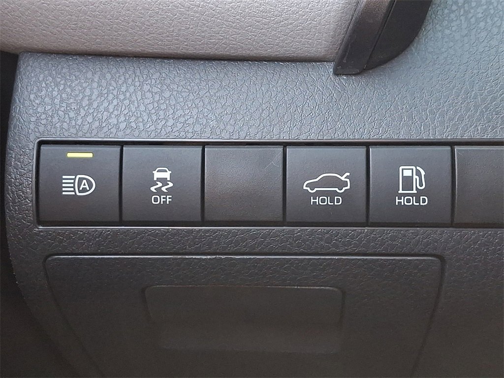 Certified 2023 Toyota Camry LE image 22