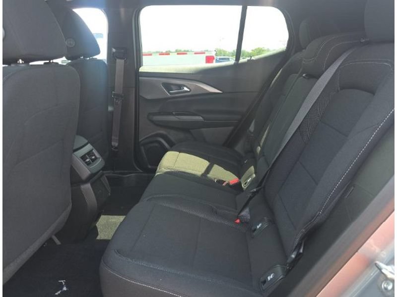 Used 2026 Chevrolet Equinox EV LT FWD image 6
