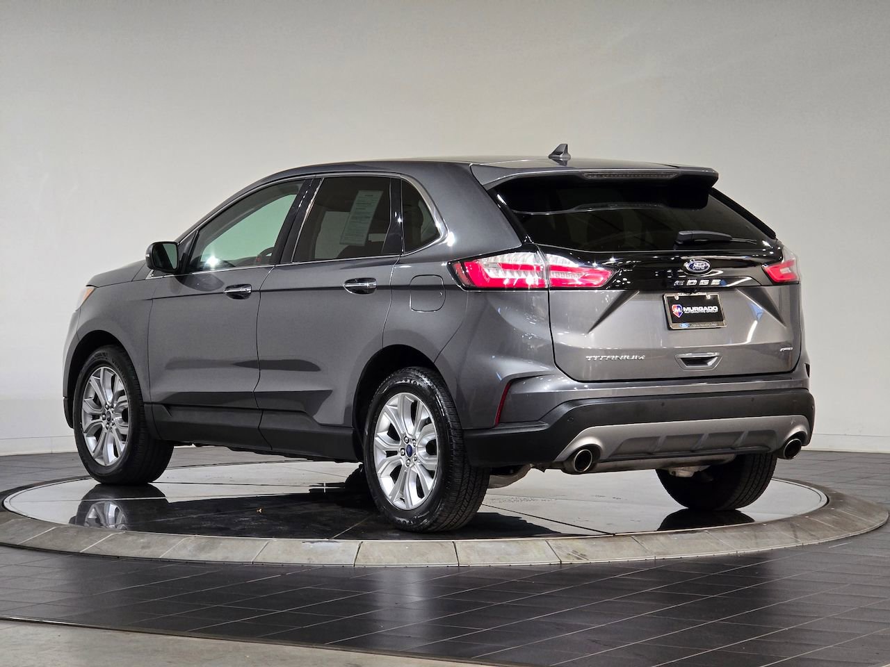 Used 2022 Ford Edge Titanium image 8