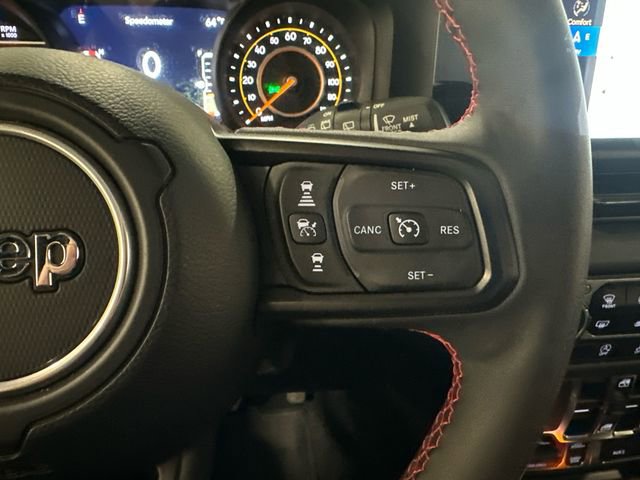 Used 2024 Jeep Wrangler Unlimited Rubicon w/ Dual Top Group AWD/4WD image 25