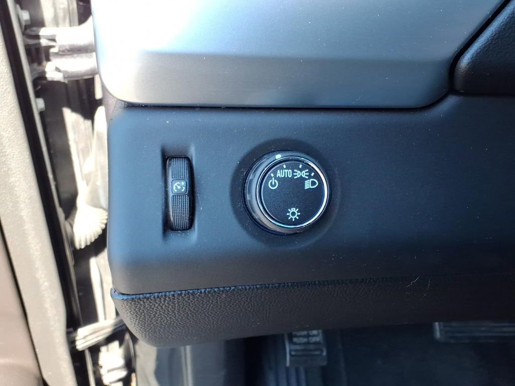 Used 2016 Chevrolet Tahoe LS image 15