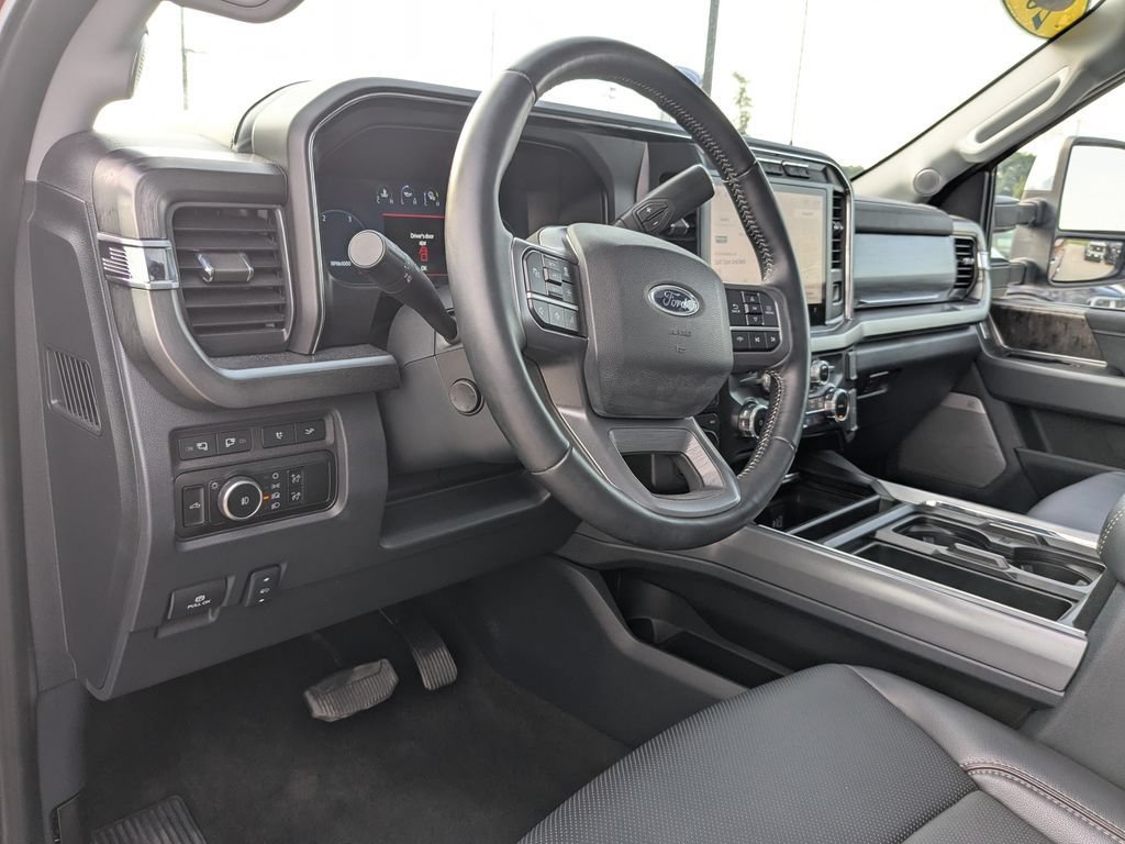 Used 2024 Ford F250 Lariat w/ Lariat Ultimate Package AWD/4WD image 10