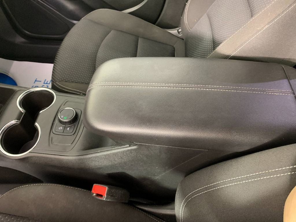 Used 2022 GMC Terrain SLE w/ Fleet Convenience Package FWD image 27