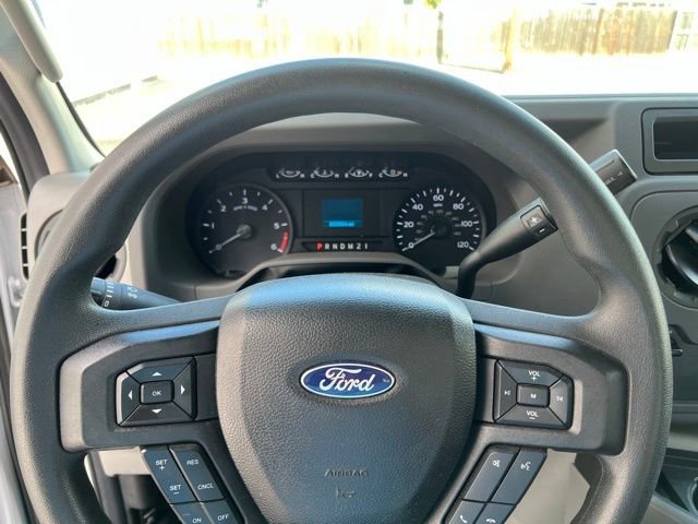Used 2023 Ford E-450 and Econoline 450 Super Duty w/ Power Windows & Locks Group image 12