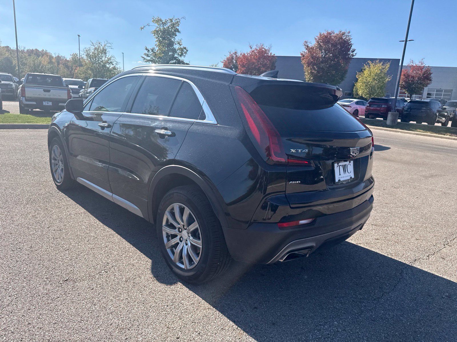 Used 2020 Cadillac XT4 Premium Luxury AWD/4WD image 7