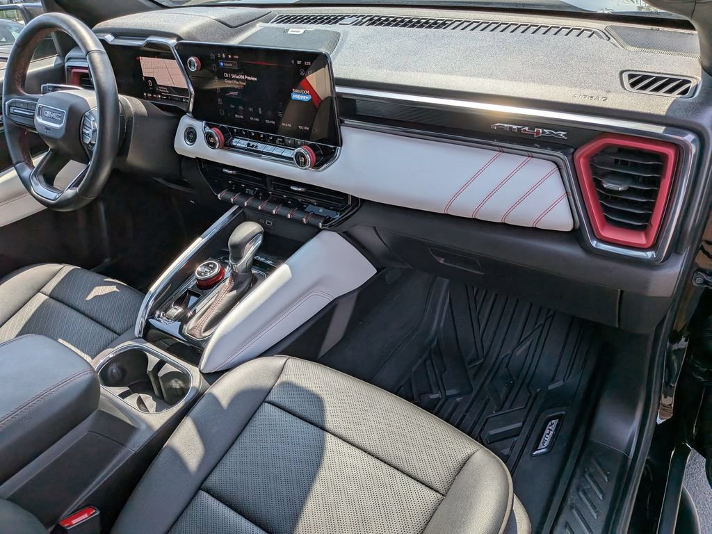 Used 2024 GMC Canyon AT4X AWD/4WD image 21