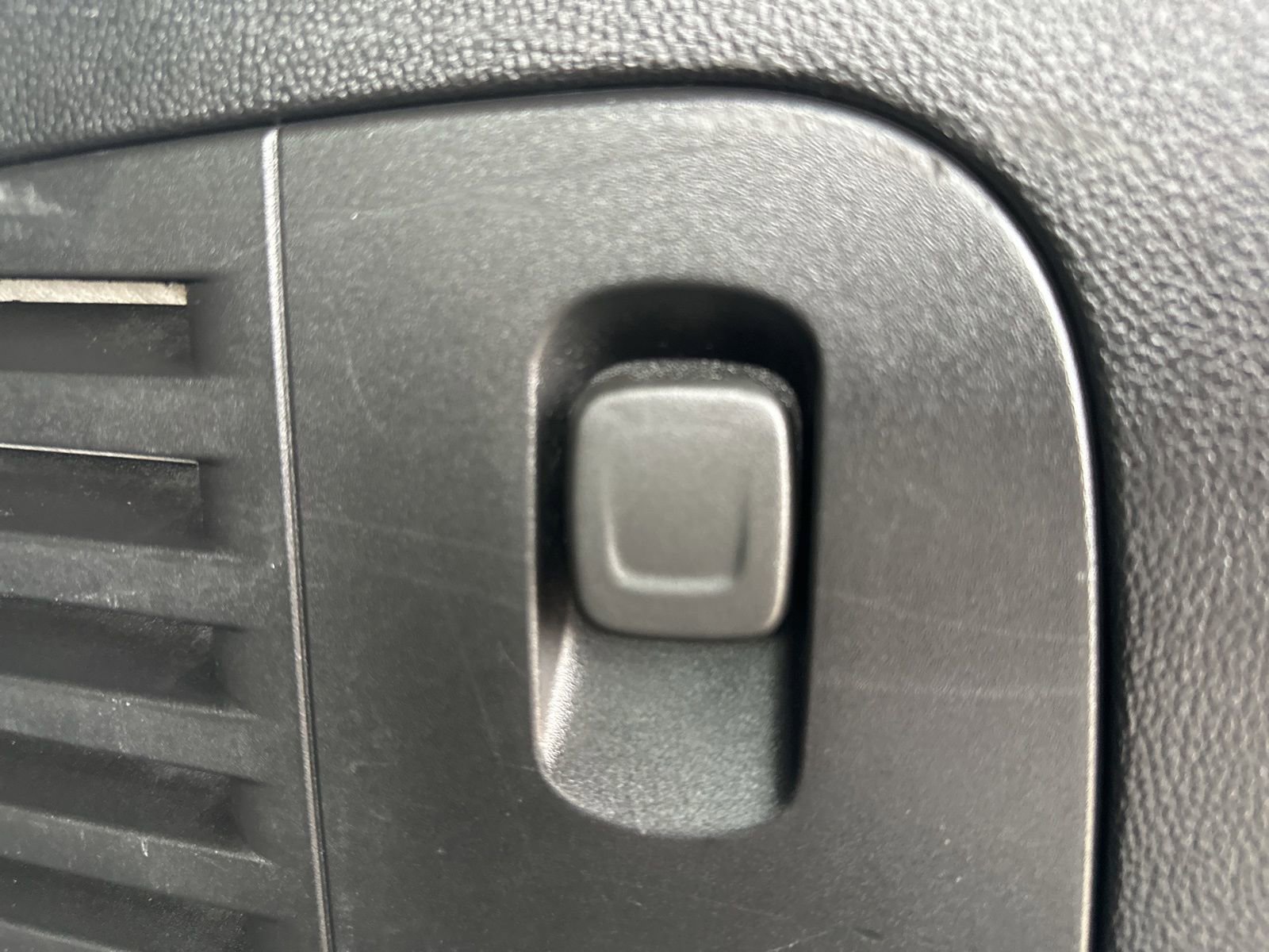 Used 2020 Cadillac Escalade ESV Platinum AWD/4WD image 33