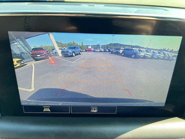 Used 2021 Chevrolet Tahoe Z71 image 17