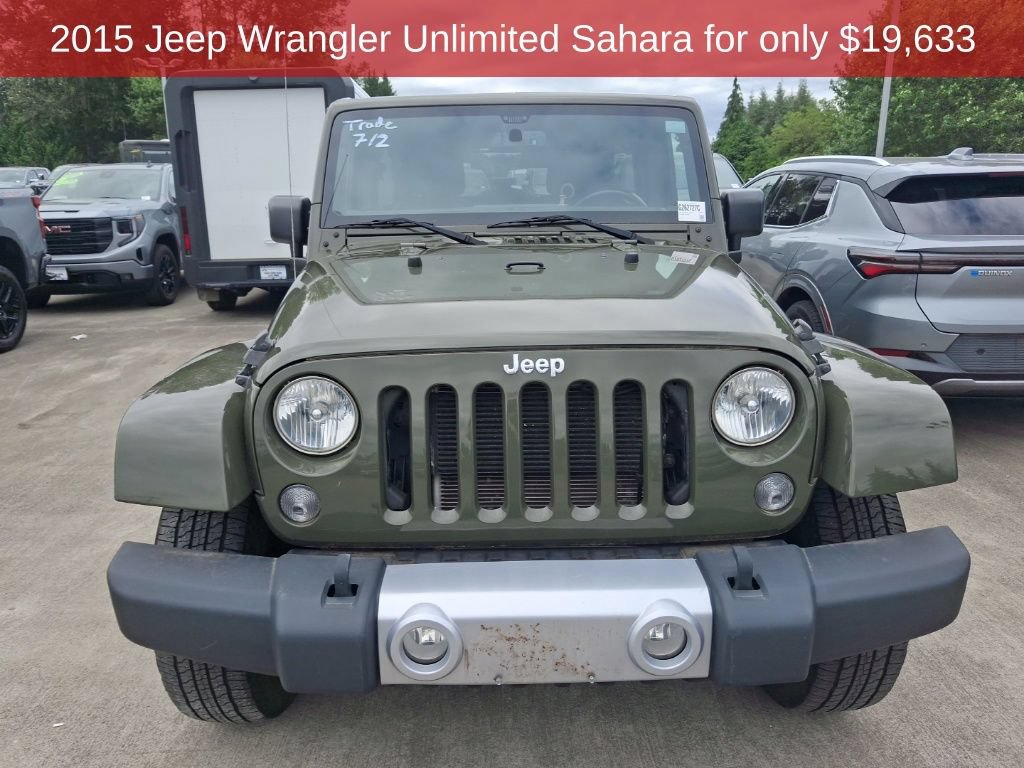 Used 2015 Jeep Wrangler Unlimited Sahara w/ Connectivity Group AWD/4WD image 3