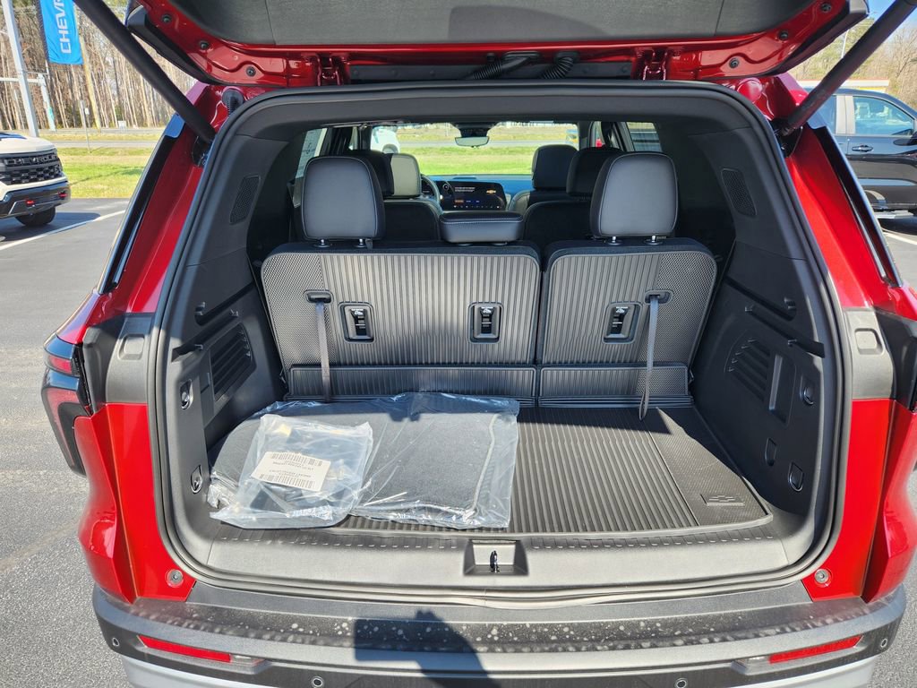 New 2026 Chevrolet Traverse LT w/ Sun and Wheel Package image 6
