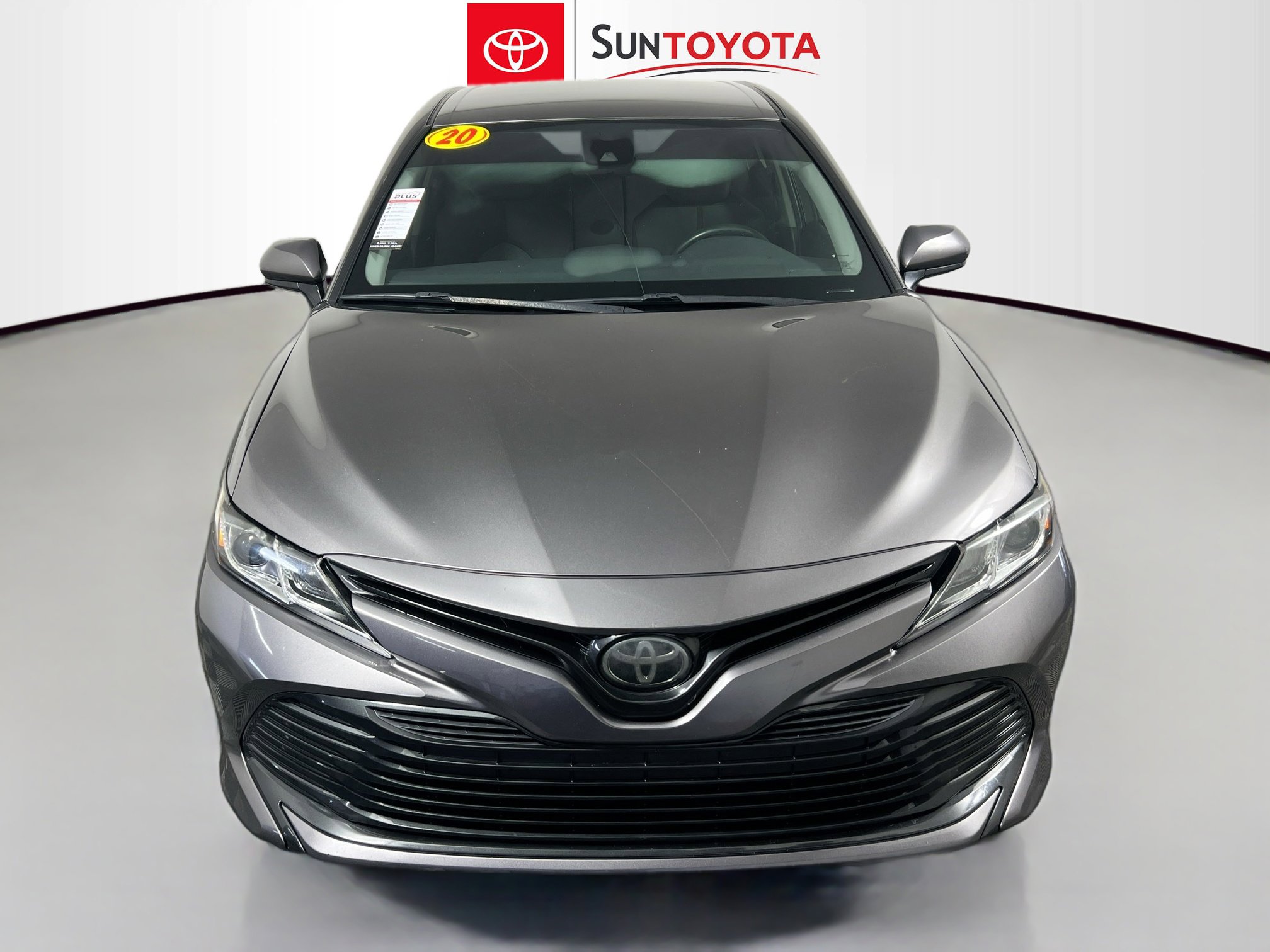 Used 2020 Toyota Camry LE FWD image 10