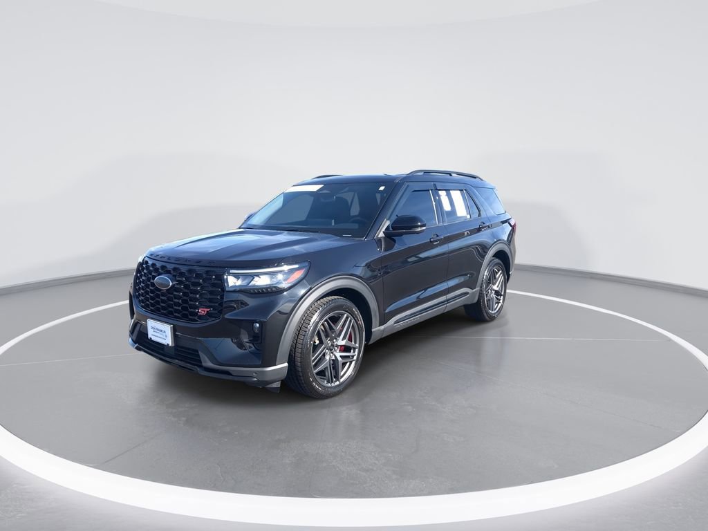Used 2025 Ford Explorer ST w/ Sun And Sound Package AWD/4WD image 4