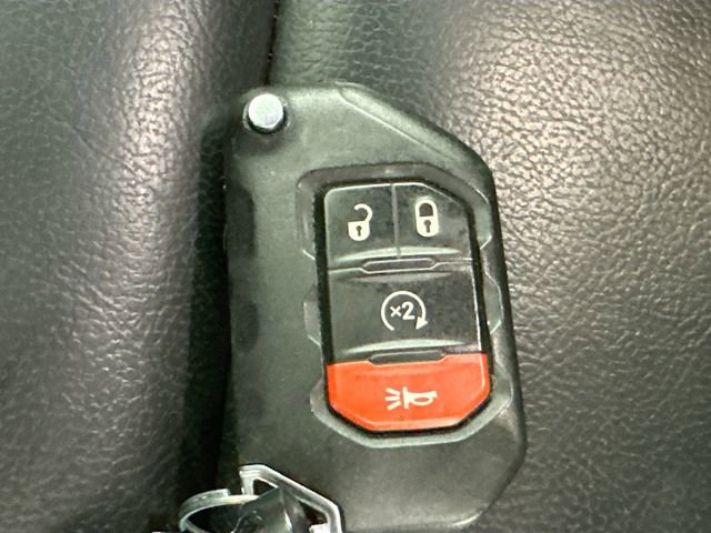 Used 2021 Jeep Gladiator Overland w/ Popular Equipment Package image 28