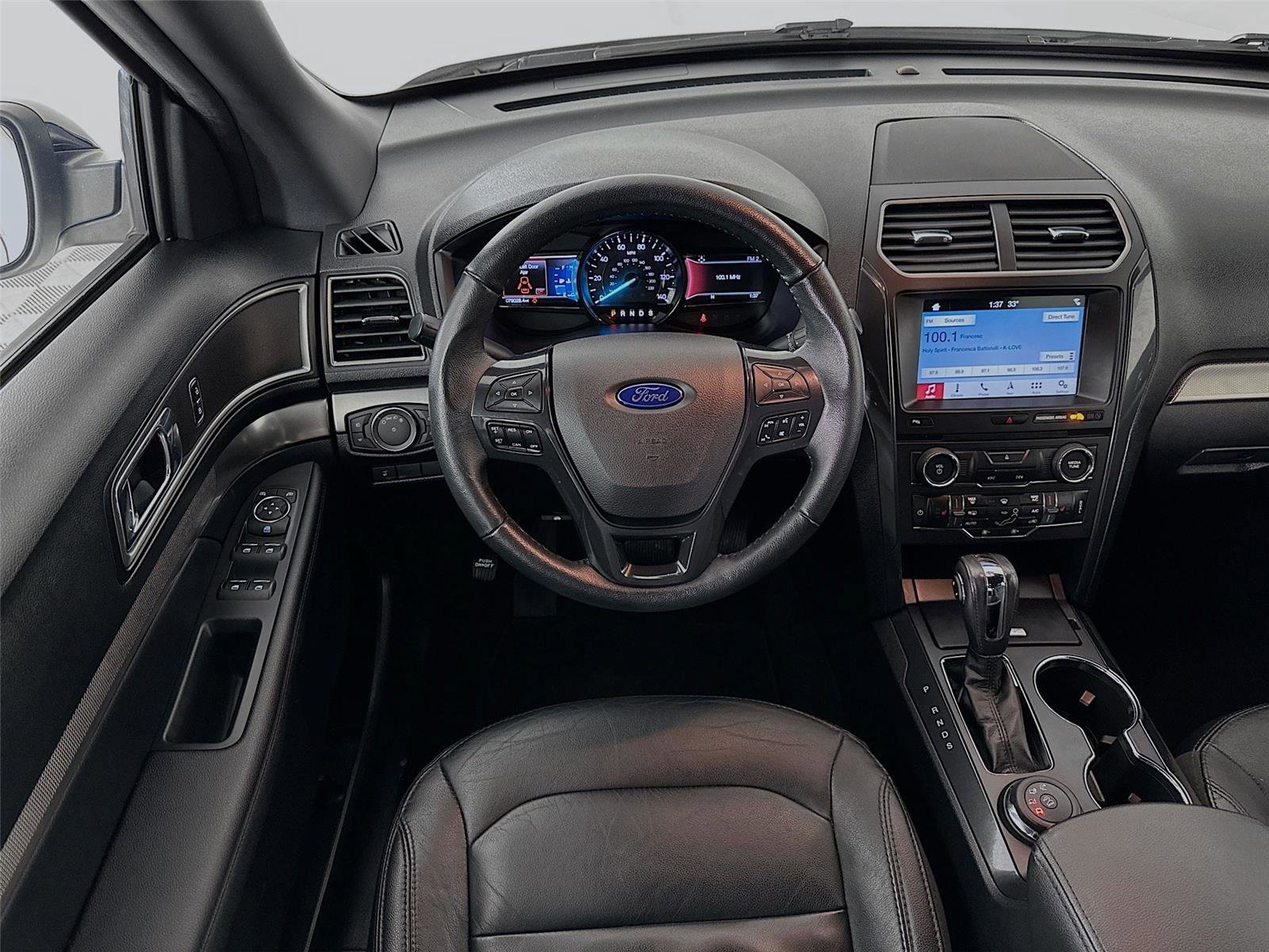 Used 2018 Ford Explorer XLT w/ Equipment Group 202A image 23