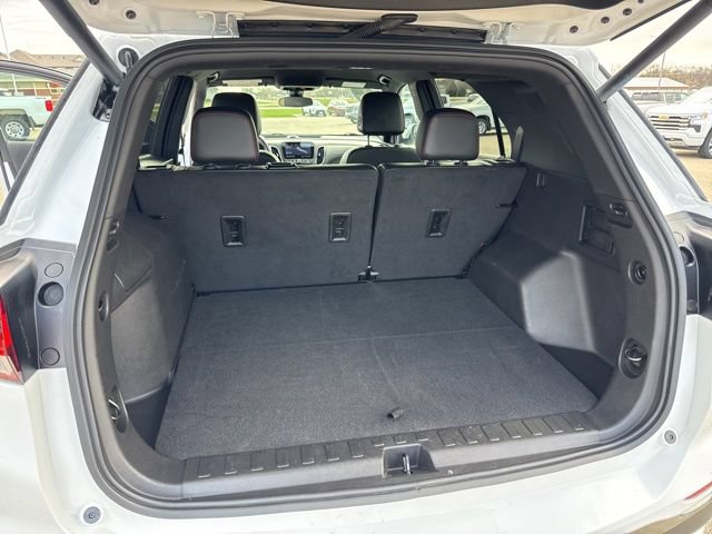 Used 2023 Chevrolet Equinox RS AWD/4WD image 32