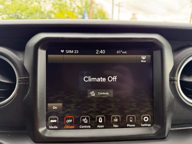 Used 2023 Jeep Wrangler Unlimited Sahara w/ Cold Weather Group AWD/4WD image 38