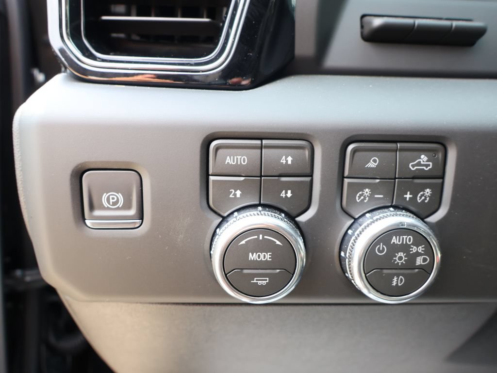 Certified 2026 GMC Sierra 2500 AT4 w/ AT4 Premium Plus Package AWD/4WD image 13