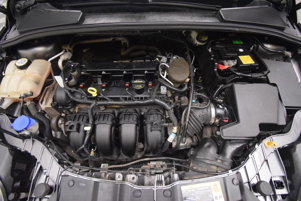 Used 2013 Ford Focus S FWD image 21