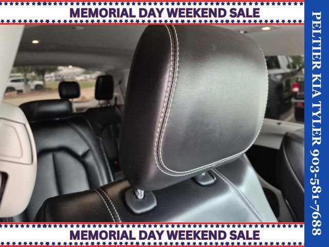 Used 2023 Chrysler Pacifica Touring-L w/ Road Tripper Package AWD/4WD image 14