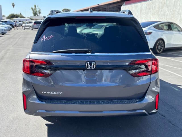 Used 2025 Honda Odyssey EX-L image 5