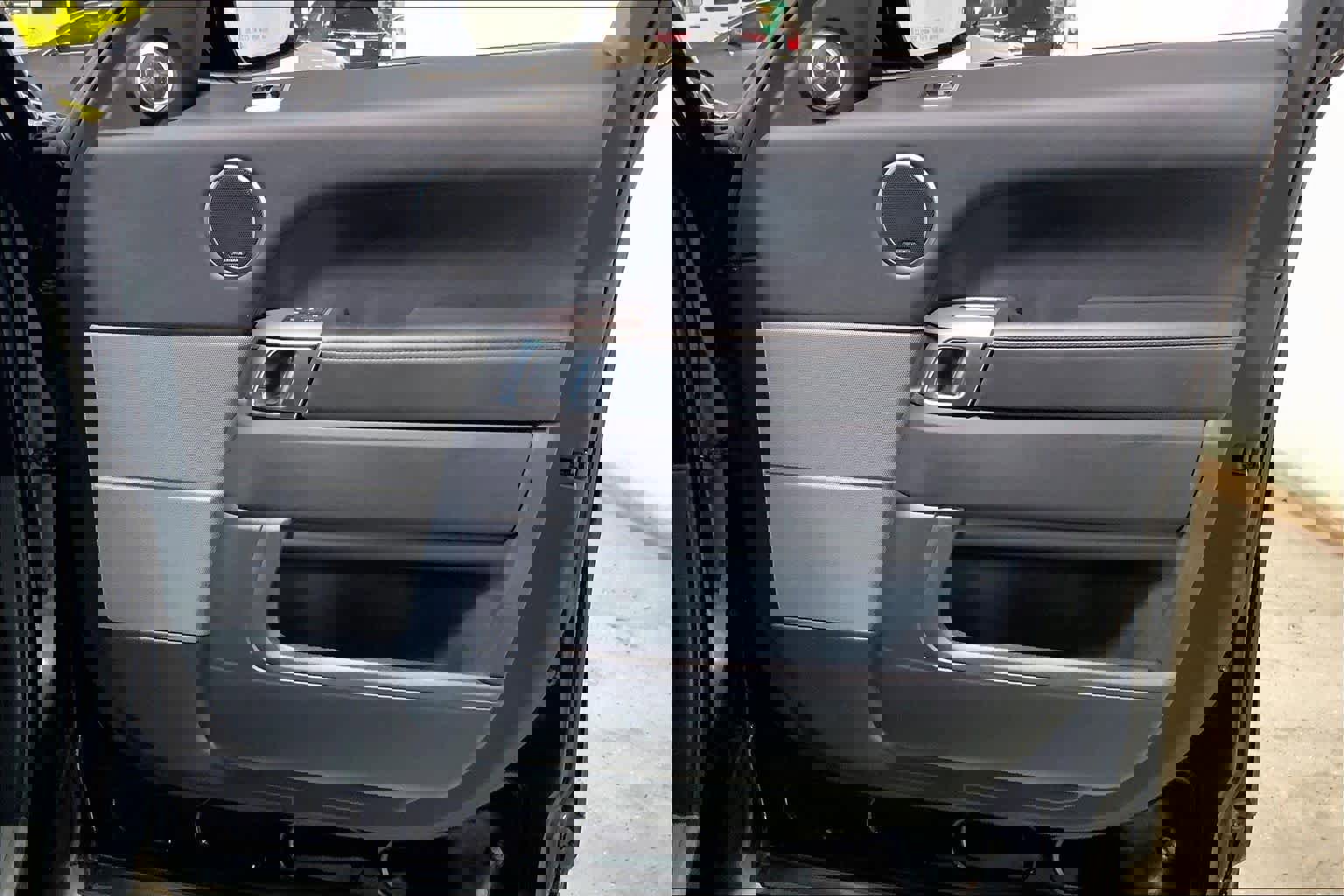 Used 2018 Land Rover Range Rover Sport HSE image 22