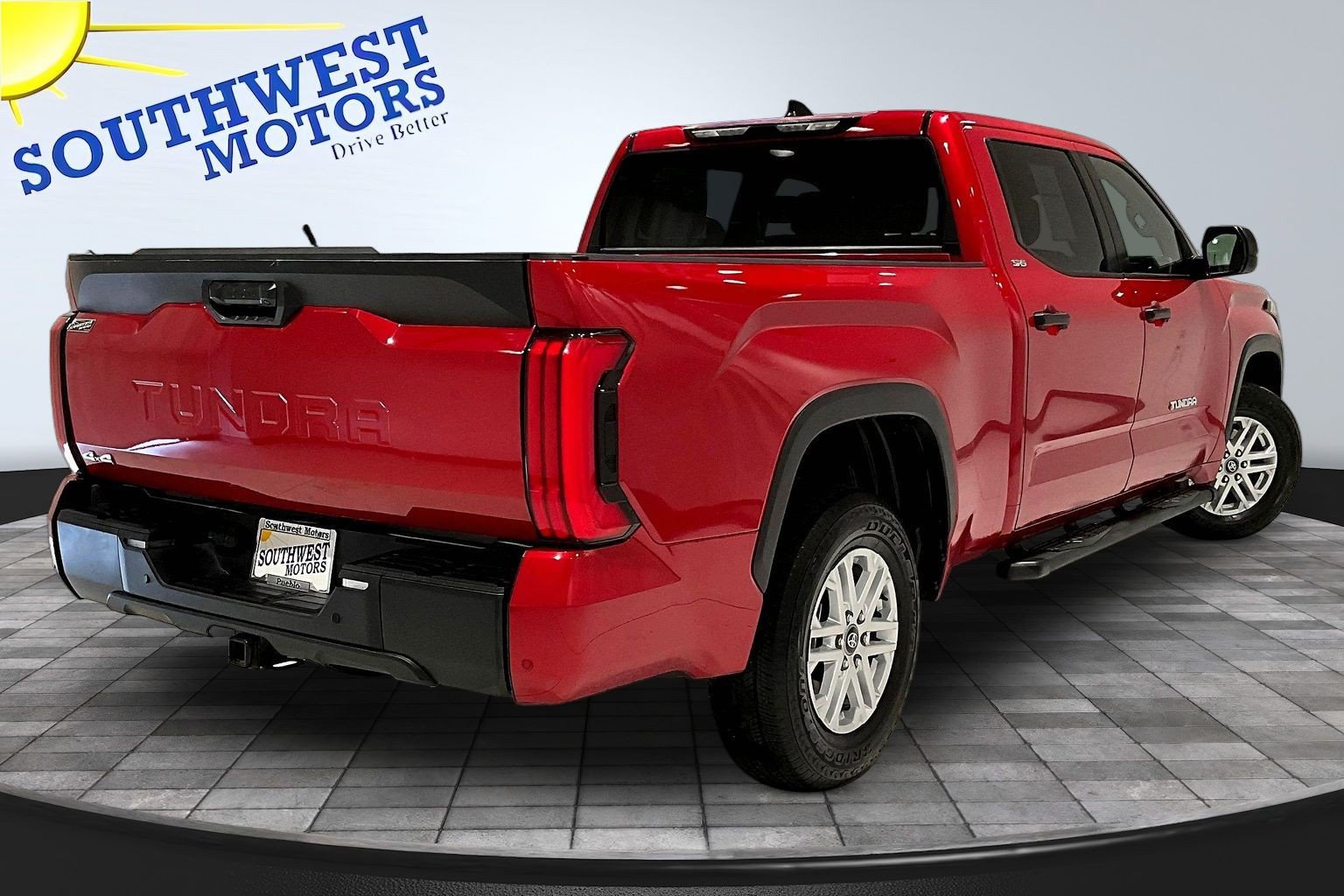 Used 2025 Toyota Tundra SR5 AWD/4WD image 7