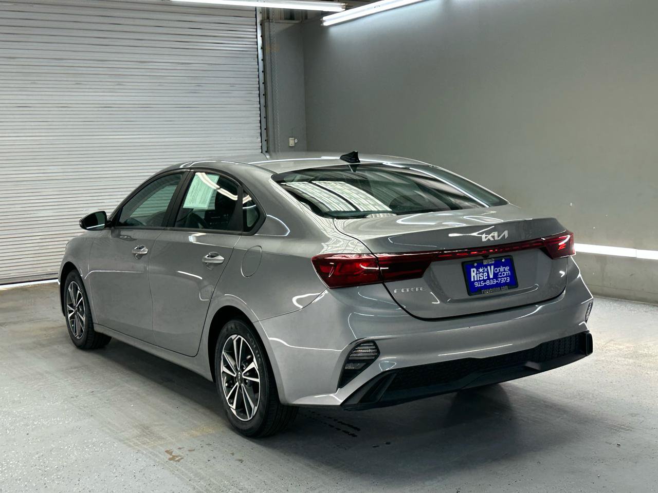 Used 2022 Kia Forte LXS FWD image 6