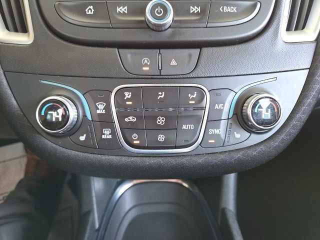 Used 2024 Chevrolet Malibu LT image 12