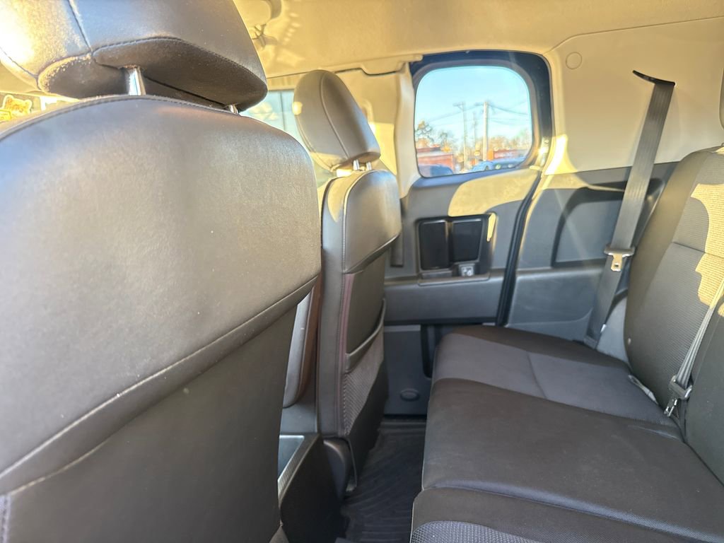 Used 2014 Toyota FJ Cruiser 4WD image 16