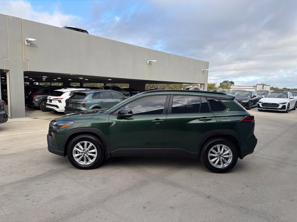 Used 2026 Toyota Corolla Cross LE FWD image 13