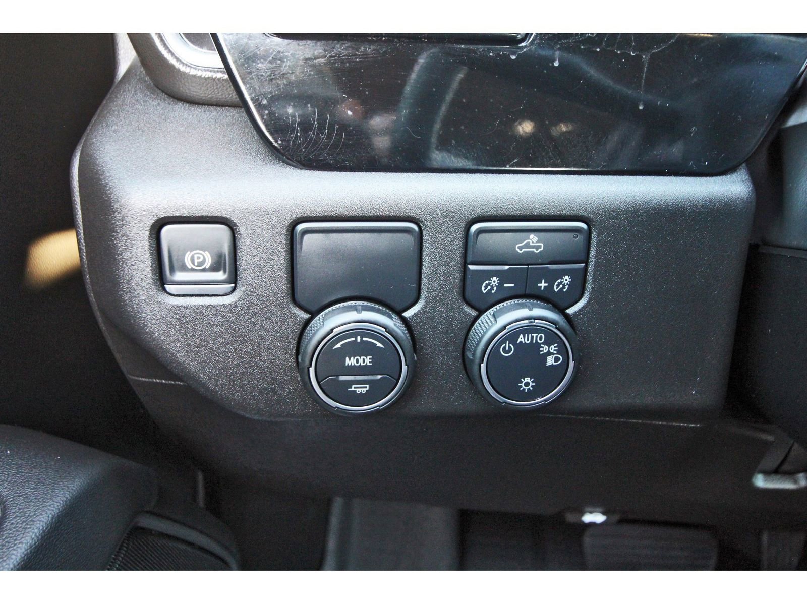 Used 2025 Chevrolet Silverado 1500 LT image 21