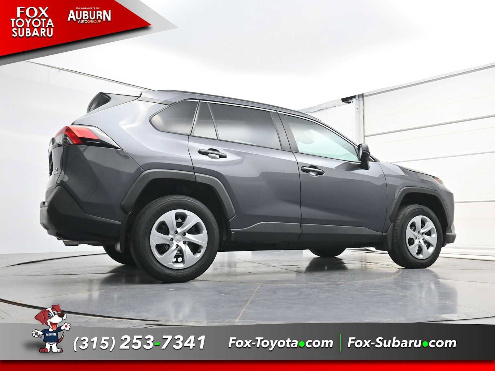 Used 2021 Toyota RAV4 LE AWD/4WD image 26