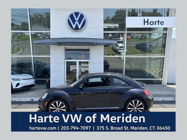 Used 2013 Volkswagen Beetle 2.0T FWD image 1