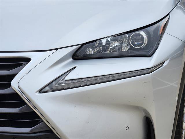 Used 2017 Lexus NX 200t FWD image 5