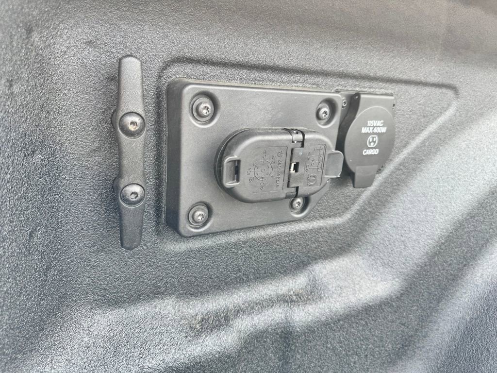 New 2026 RAM 3500 Laramie w/ Max Tow Package AWD/4WD image 12