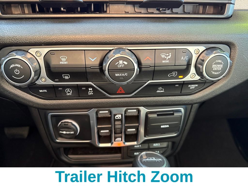 Used 2025 Jeep Gladiator Sport image 21