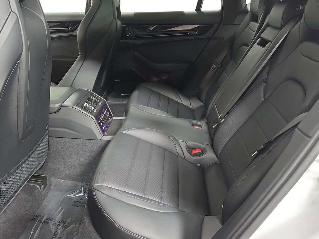 New 2026 Porsche Panamera Turbo image 24