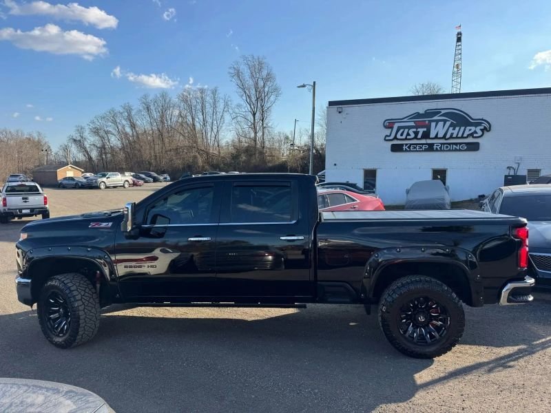 Used 2020 Chevrolet Silverado 2500 LTZ w/ LTZ Premium Package image 4