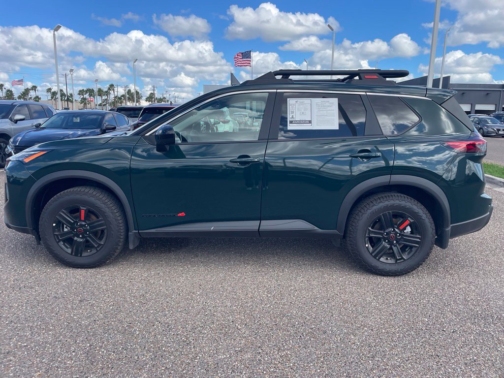 Certified 2026 Nissan Rogue SV AWD/4WD image 2