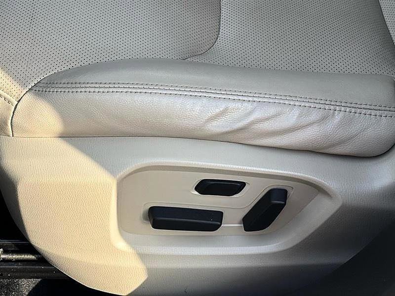 Used 2020 MAZDA CX-9 Touring w/ Touring Premium Package image 19