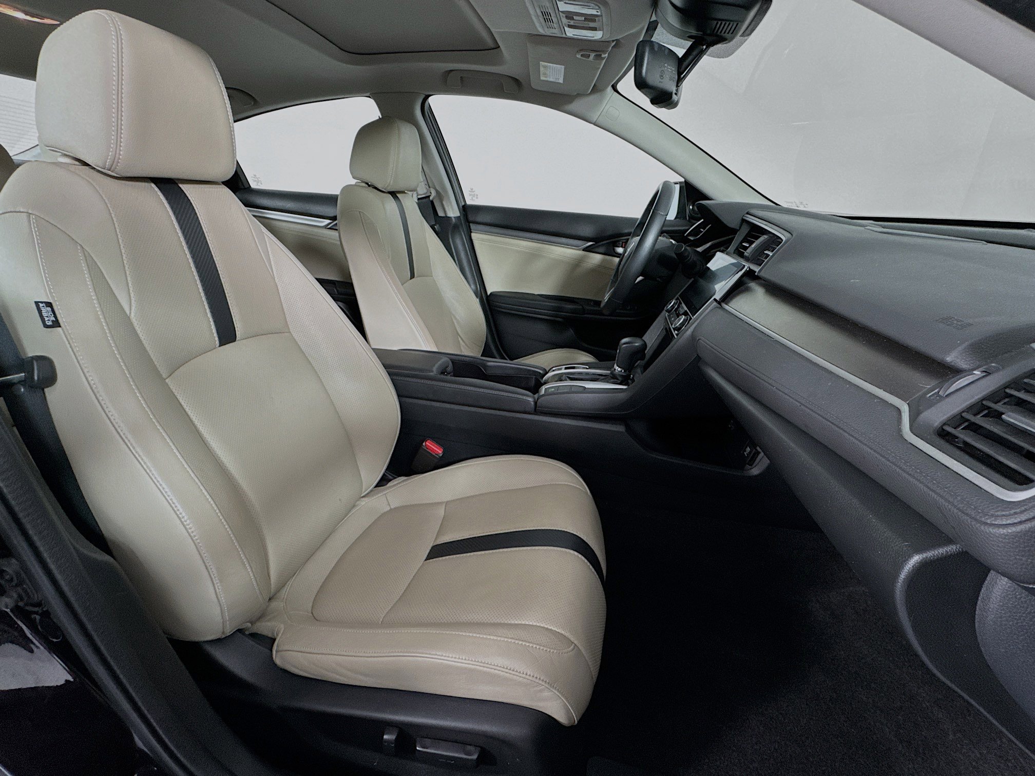 Used 2016 Honda Civic Touring image 28