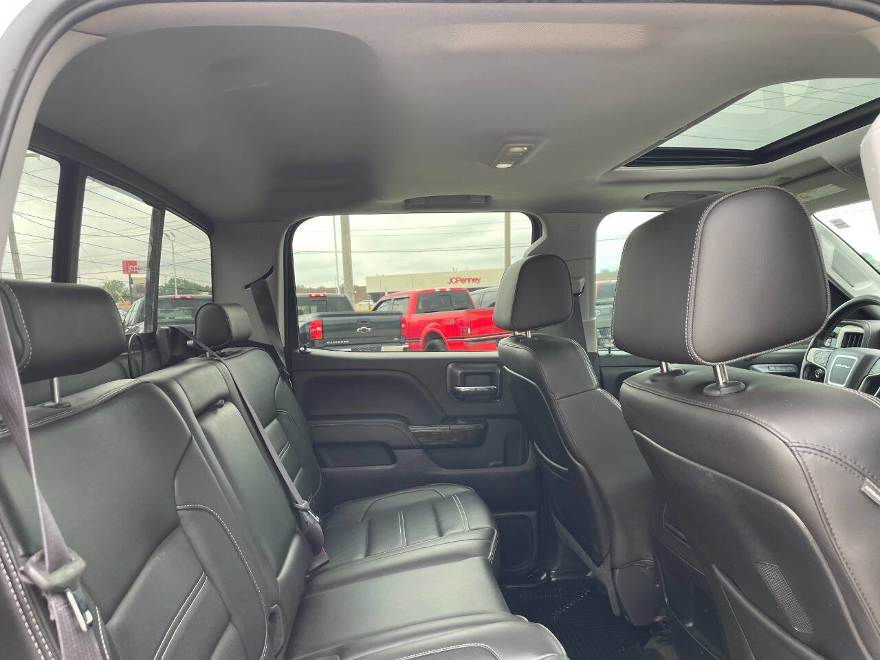 Used 2015 GMC Sierra 3500 Denali w/ Duramax Plus Package image 27