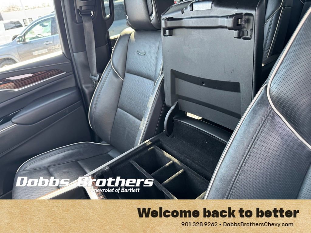 Used 2023 Cadillac Escalade Premium Luxury image 20