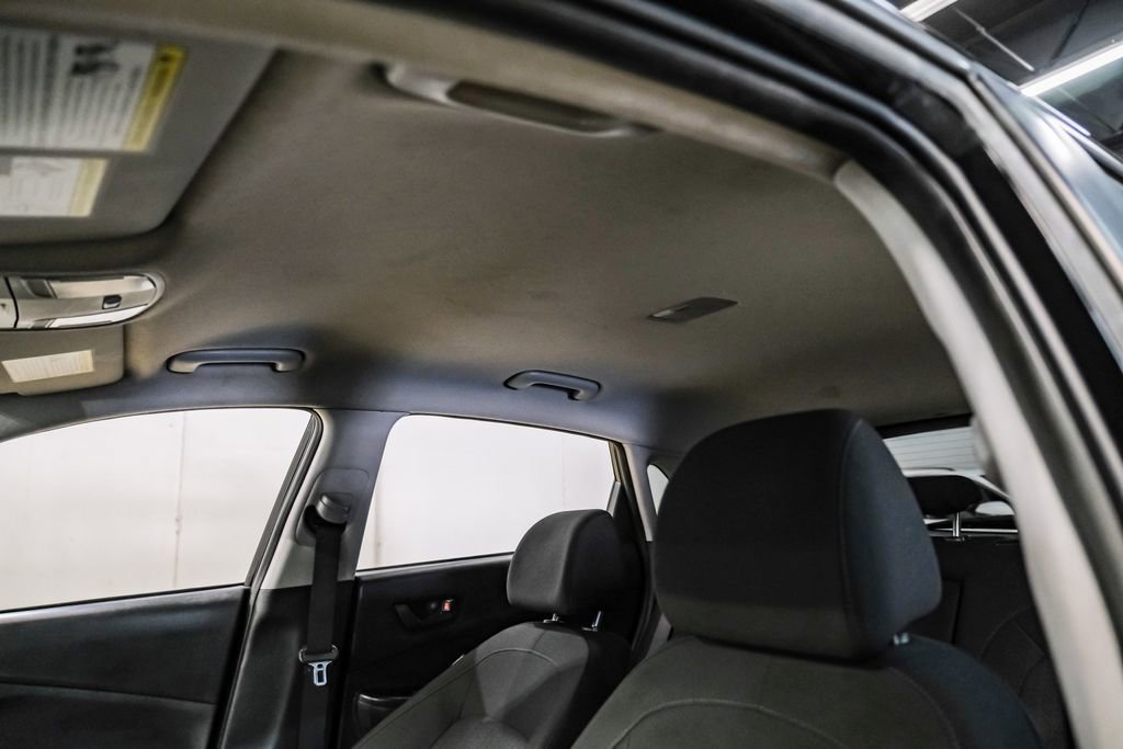 Used 2022 Hyundai Kona SEL FWD image 29