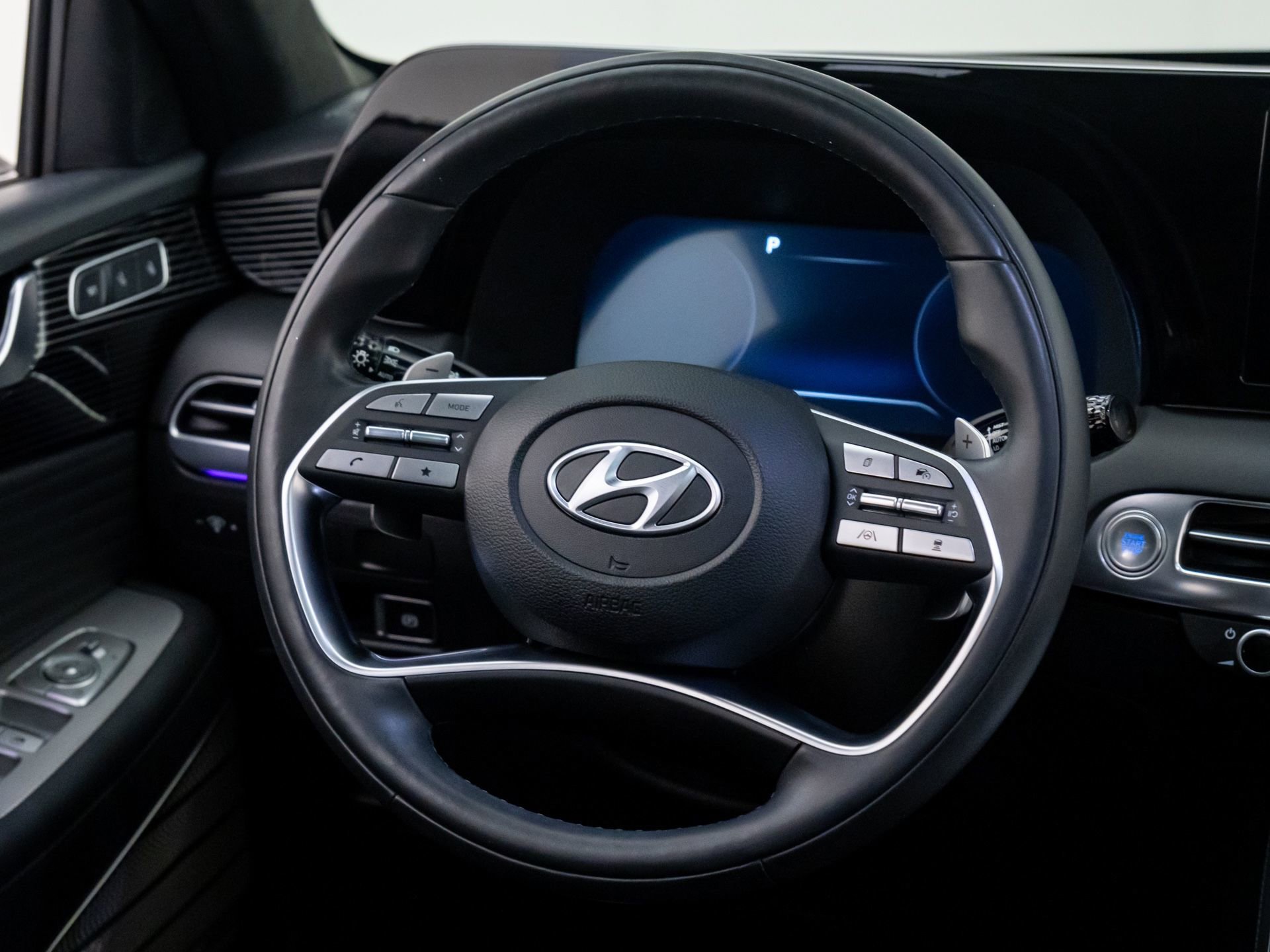 Used 2023 Hyundai Palisade Calligraphy image 15