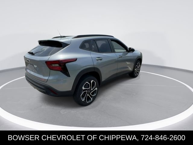 Certified 2025 Chevrolet Trax RS w/ Driver Confidence Package image 8