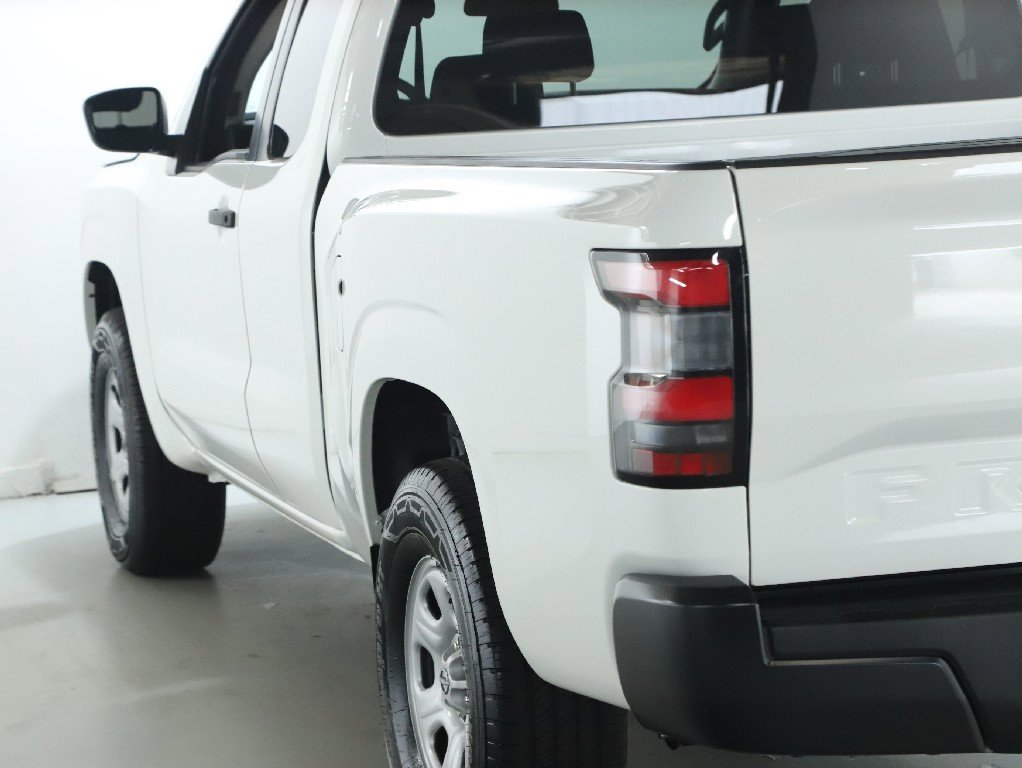 Used 2024 Nissan Frontier S w/ S Utility Package image 40