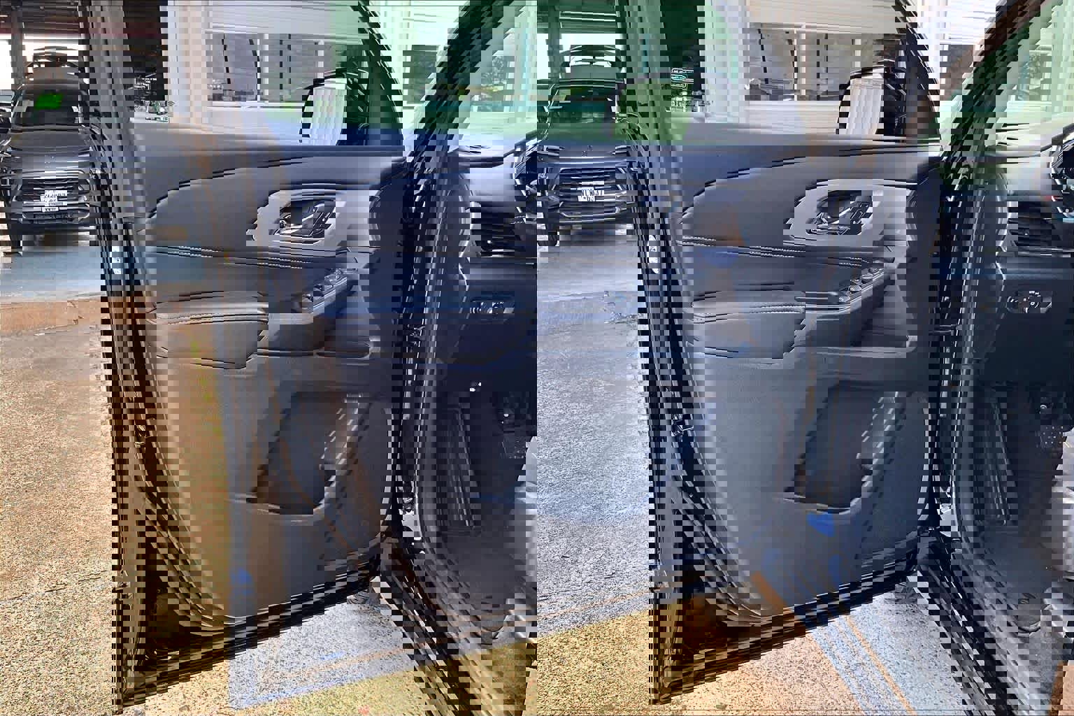 Used 2020 Chevrolet Traverse LS image 20