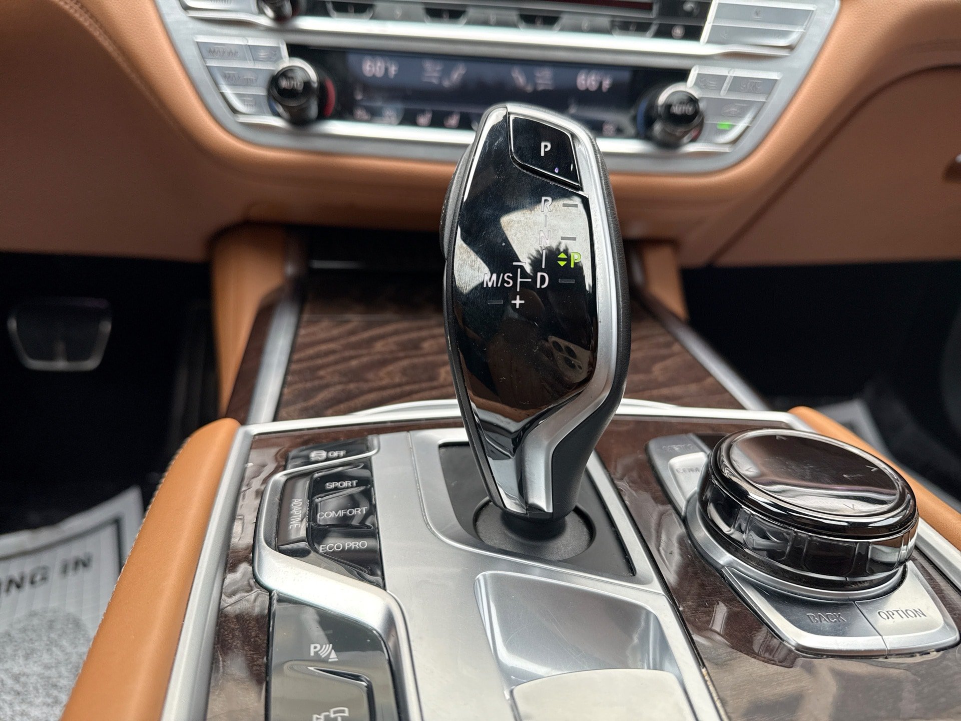 Used 2018 BMW 750i xDrive AWD/4WD image 23