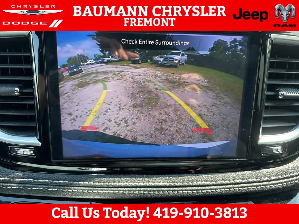 Used 2025 Chrysler Pacifica Limited FWD image 20